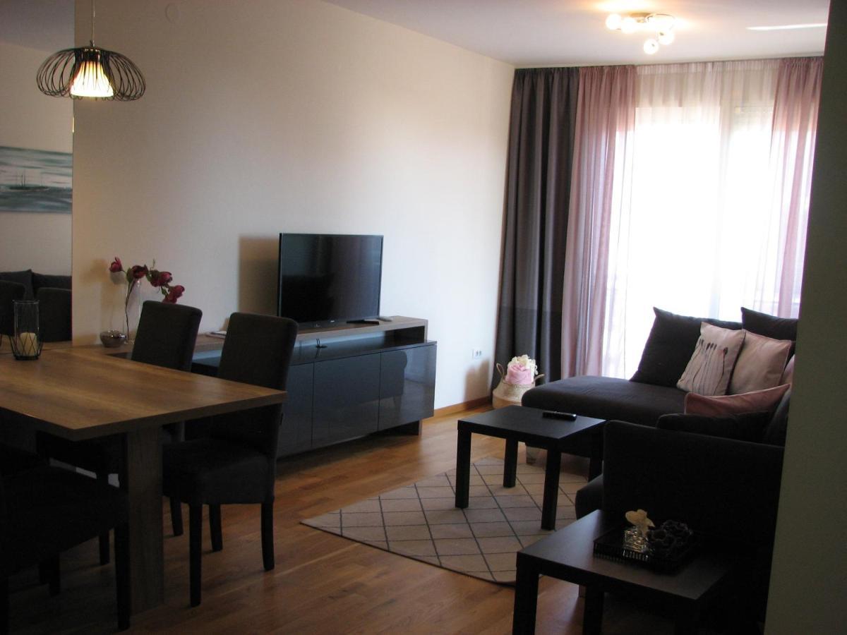 Apartments B&S Lux Budva Eksteriør bilde