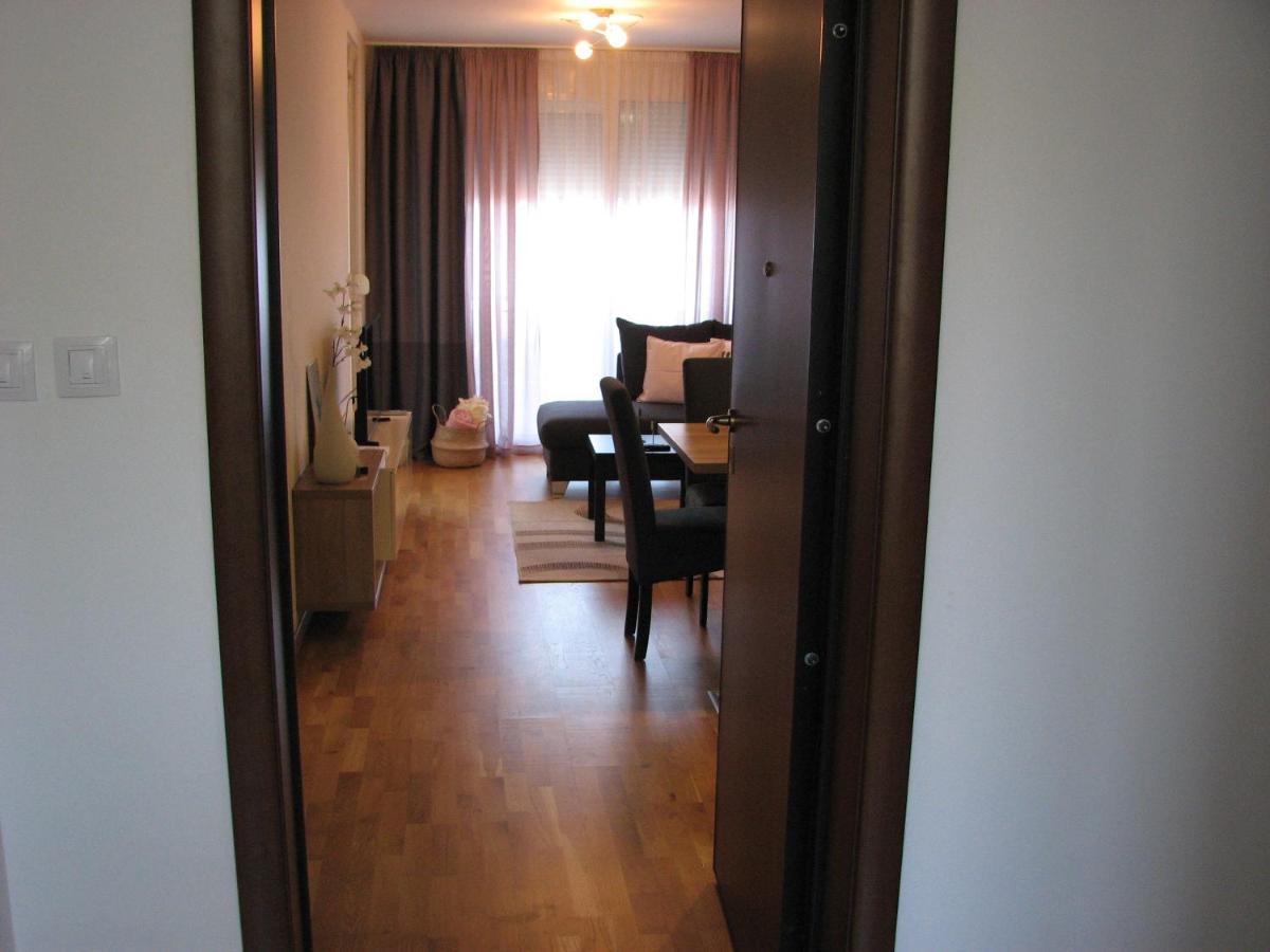 Apartments B&S Lux Budva Eksteriør bilde