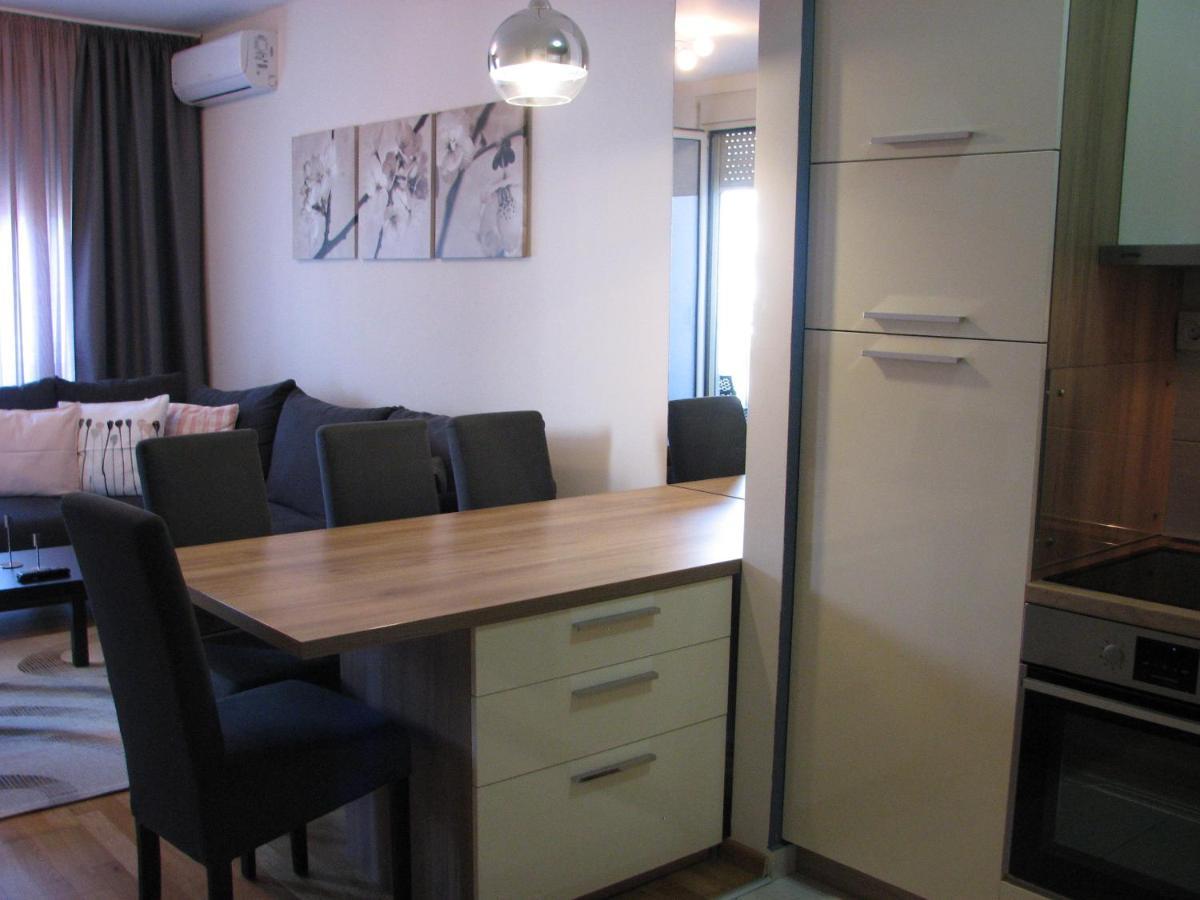 Apartments B&S Lux Budva Eksteriør bilde